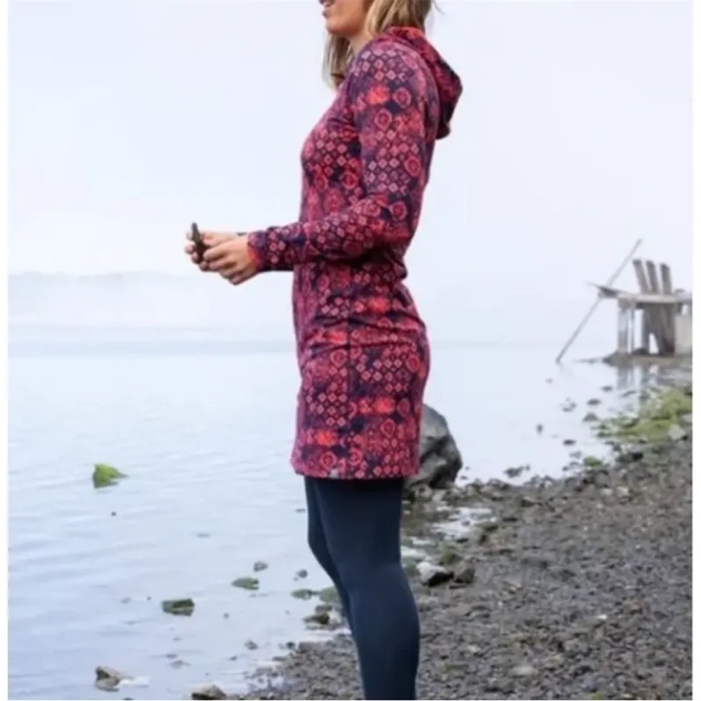 Title Nine Women’s Mercury Abstract Hooded Dress Size XL Long Sleeves Athletic - Picture 12 of 12